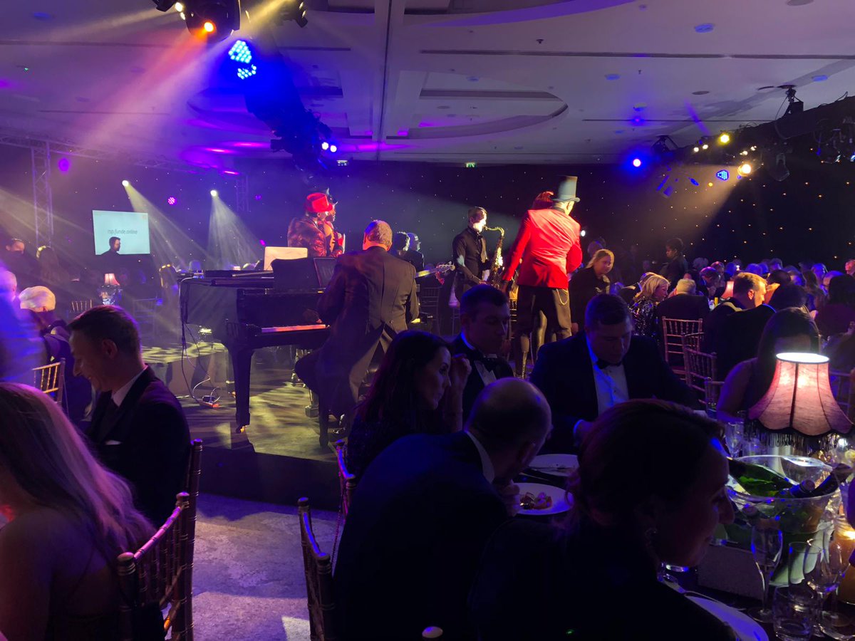 RedSeaPed's tweet photo. Fantastic entertainment tonight @taylorlynncorp! #cabaret #SpringBall #CharityBall all in aid of @DerianHouse https://t.co/1RVG0Wzsso