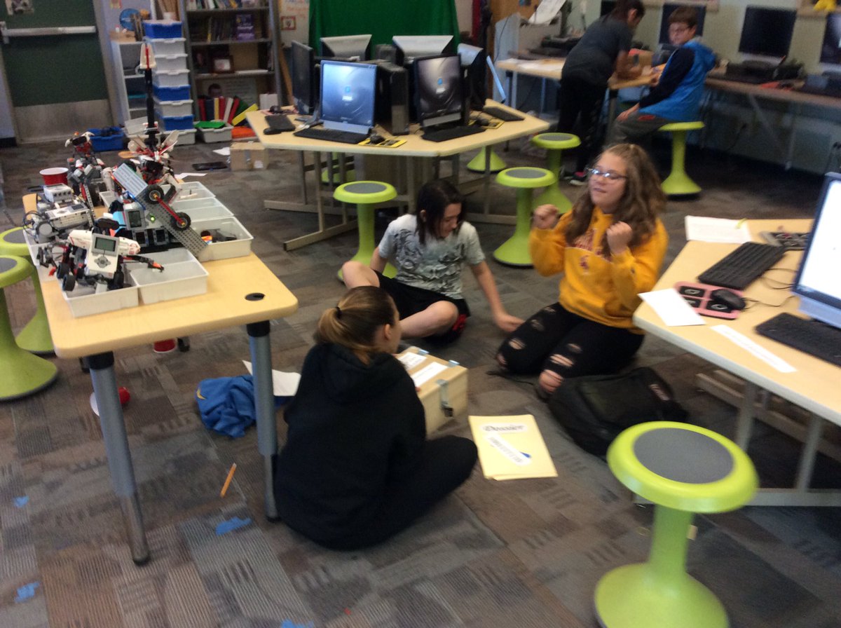 KnIhT_tNeReFfId's tweet image. We ended the 3rd quarter with @breakoutEDU the Robot Apocalypse! 7th grade lost their minds when they found out they were doing a Breakout! It was such a fun breakout for middle school. #robotapocalypse #robots #csforall #csforaz #stemed #edtech #softskills @SVViperPride @DVUSD