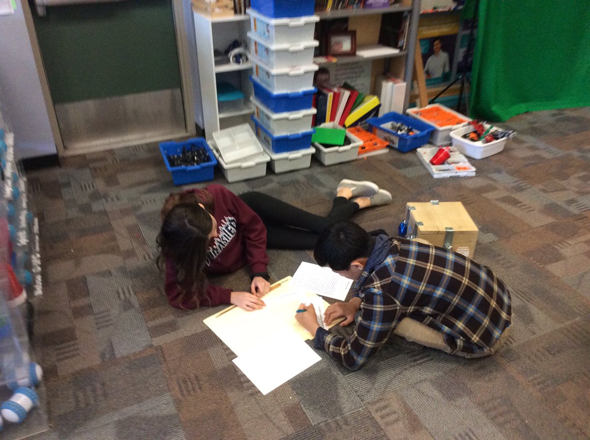 KnIhT_tNeReFfId's tweet image. We ended the 3rd quarter with @breakoutEDU the Robot Apocalypse! 7th grade lost their minds when they found out they were doing a Breakout! It was such a fun breakout for middle school. #robotapocalypse #robots #csforall #csforaz #stemed #edtech #softskills @SVViperPride @DVUSD