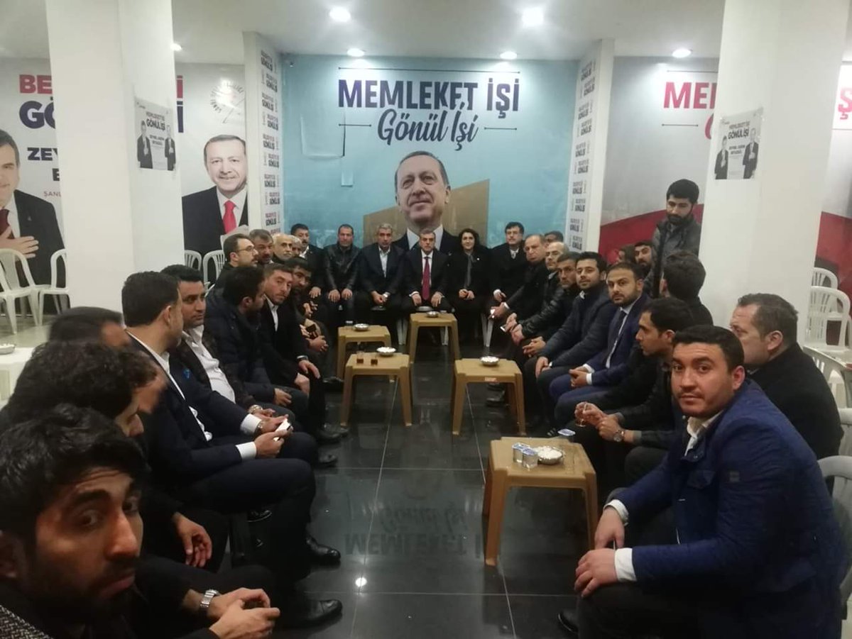 zabeyazgul's tweet photo. Proje tanıtım programı sonrası seçim büromuzdayız. 

Bizleri yalnız bırakmayan Milletvekilimiz Zemzem Gülender Açanal'a ve hemşehrilerimize teşekkür ederim. https://t.co/eCx7SkCgsR