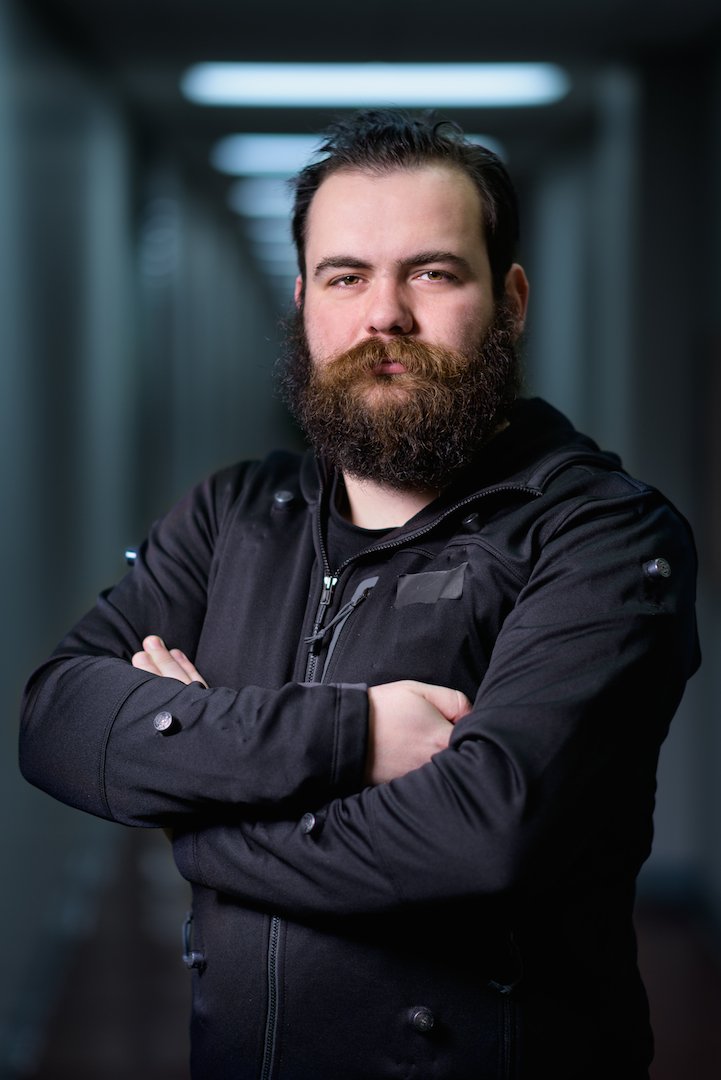 Electronic Vis. Lab (@evl_uic) on Twitter photo <a href="/evl_uic/">Electronic Vis. Lab</a> PhD graduate <a href="/mvictoras/">Moroșan Gabriel Victoraș</a> <a href="/SpiderSenseSuit/">SpiderSense</a> will be featured in the <a href="/msichicago/">Griffin Museum of Science and Industry</a>'s first-ever wearable fashion exhibition, "Wired to Wear", opening March 21. bit.ly/2O6JhKd <a href="/evl_uic/">Electronic Vis. Lab</a> PhD graduate <a href="/mvictoras/">Moroșan Gabriel Victoraș</a> <a href="/SpiderSenseSuit/">SpiderSense</a> will be featured in the <a href="/msichicago/">Griffin Museum of Science and Industry</a>'s first-ever wearable fashion exhibition, "Wired to Wear", opening March 21. bit.ly/2O6JhKd