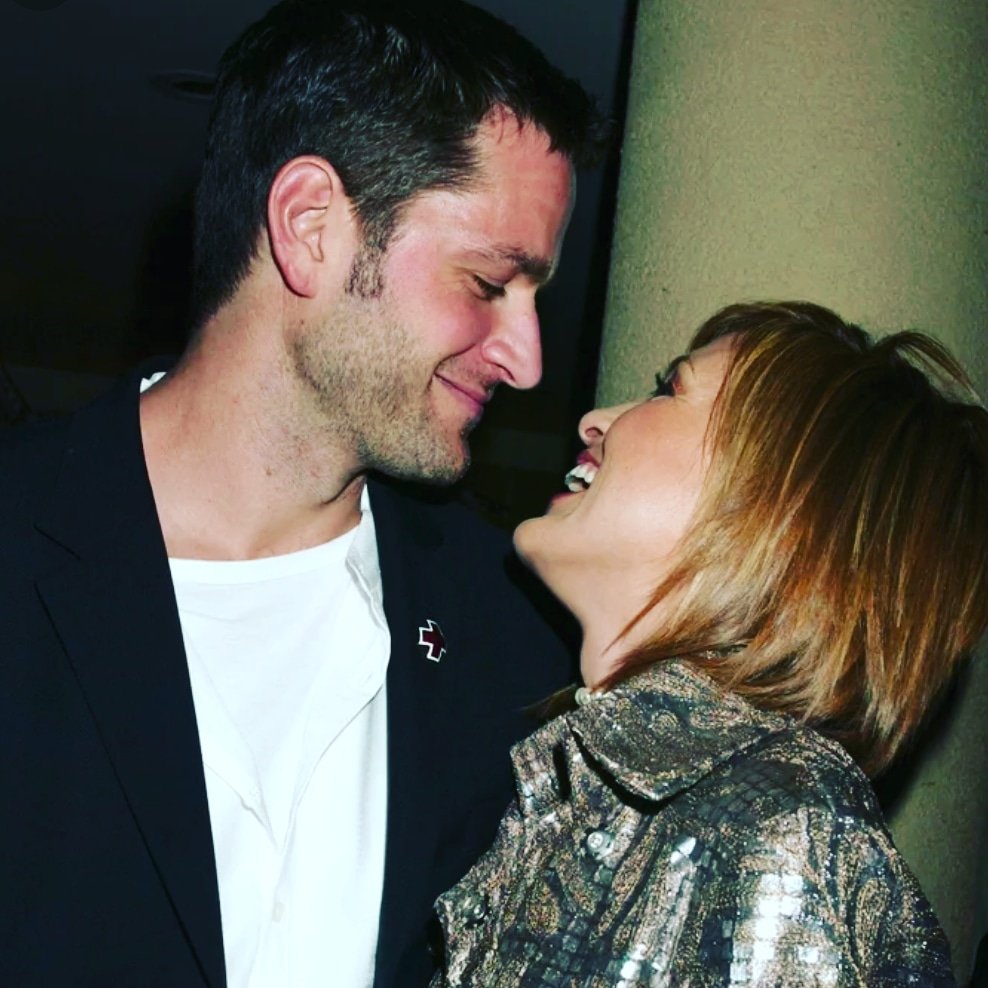 Svutherookie's tweet photo. Love is the surprise of discovering yourself, of discovering the sweetness of a caress, the joy of being near you.
#MariskaHargitay #SVU #Petska4Life #petska #soulmates #charlesbrooks #younger #marriagegoals #perfectcouple #trevorlangan #CoupleGoals @Mariska @PeterHermann https://t.co/9un2D4jxNR