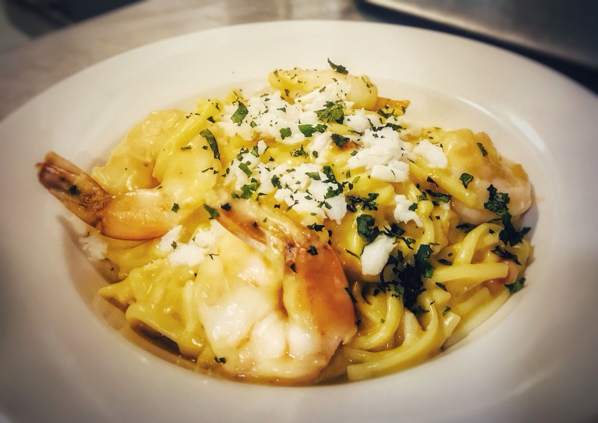 ✨NEW✨ specials are here! Crab &amp; shrimp over linguine in a creamy sauce 🤤
#food #follow #like #foodporn #love #photooftheday #picoftheday #foodie #amazing #followme #yummy #delicious #bestoftheday #foodpic #smile #foodpics #style #dinner #foodgasm #beautiful