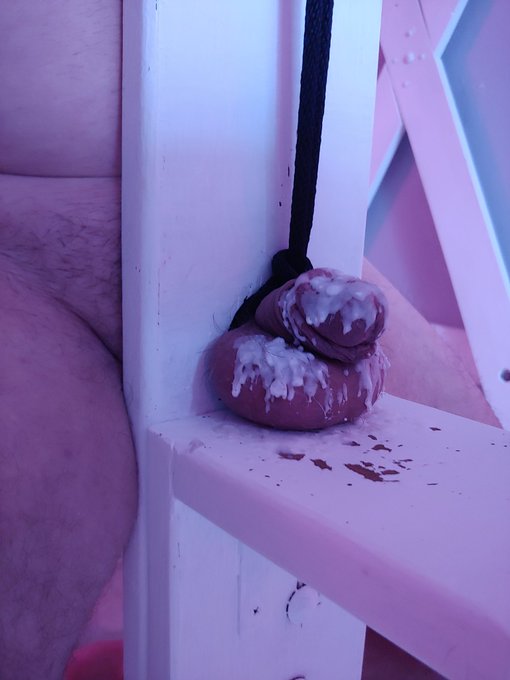 My most recent work of art🎨 https://t.co/y9NvNQHXIY<a href="/tag/metime"class="tags"><span>#metime</span></a>