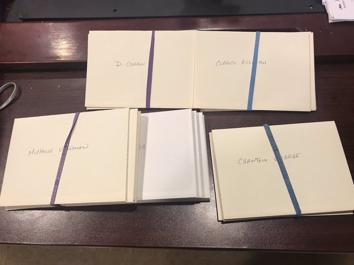 GTdancenurse's tweet photo. When you take such excellent care of your patient and the family member brings 48 individual thank you cards for the staffโค๏ธ๐๐พ#I6rocks #teamwork #lovemyjob @ErnestoPMir @AishaD_Miller @NYPBrooklyn https://t.co/kIDByguZ4i