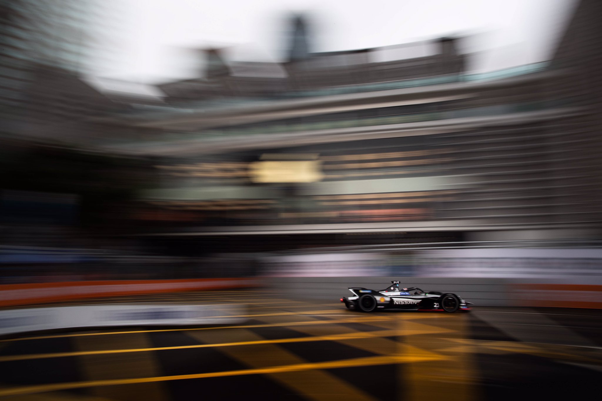 日産自動車株式会社 4月1日 過去2年は週末ということもあり エイプリルフール 投稿は実施してきませんでしたが 以前偽アカウント なりすまし が出現したこともあり 今年は 新元号 も発表予定で混乱を避けることから 当アカウントでの エイプリル