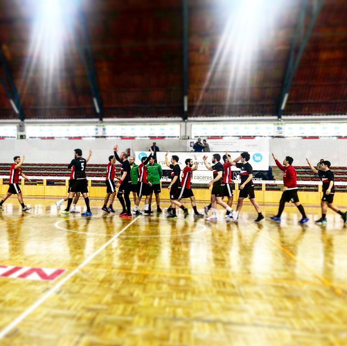 fexbm's tweet image. Finalizó el partido de ida con ajustado resultado. Final 2a división nacional masculina @BMPaideu 28 - 30 @BmCalamonte