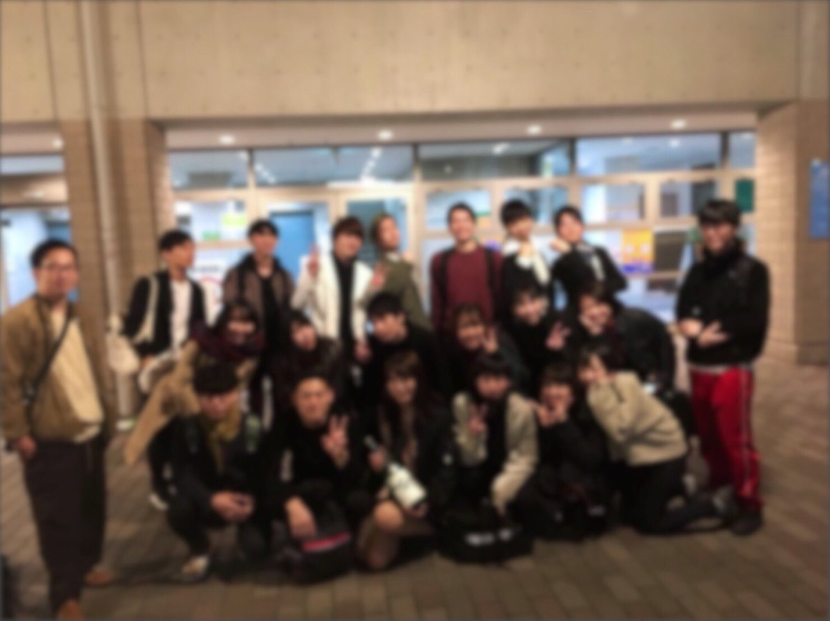 Pal_tmu's tweet photo. 新入生の皆さん、ご入学おめでとうございます😆🌸私達Palは、主にカクテルの研究をしているサークルです🍸カクテルにはジュースのみで作るノンアルコールのものもありますので、未成年の方でも十分に楽しめます♪♪4/9の部室解放にも参加しますので、気になる方は是非お越しください😊 https://t.co/4RkM8GcNtI