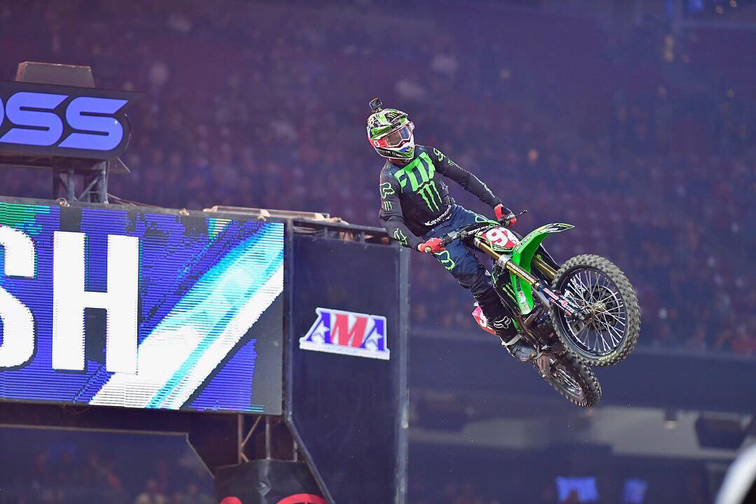 RaceKawasaki's tweet photo. Final Triple Crown Results
450SX:
@elitomac 4th (6-7-2)
@versacesavatgy 9th (7-11-9)
250SX:
@AdamCianciarulo 4th (1-10-3)
@Gmarchbanks61 9th (10-3-19)
#SupercrossLIVE #HoustonSX #Round13 https://t.co/lk5ACbxSMa