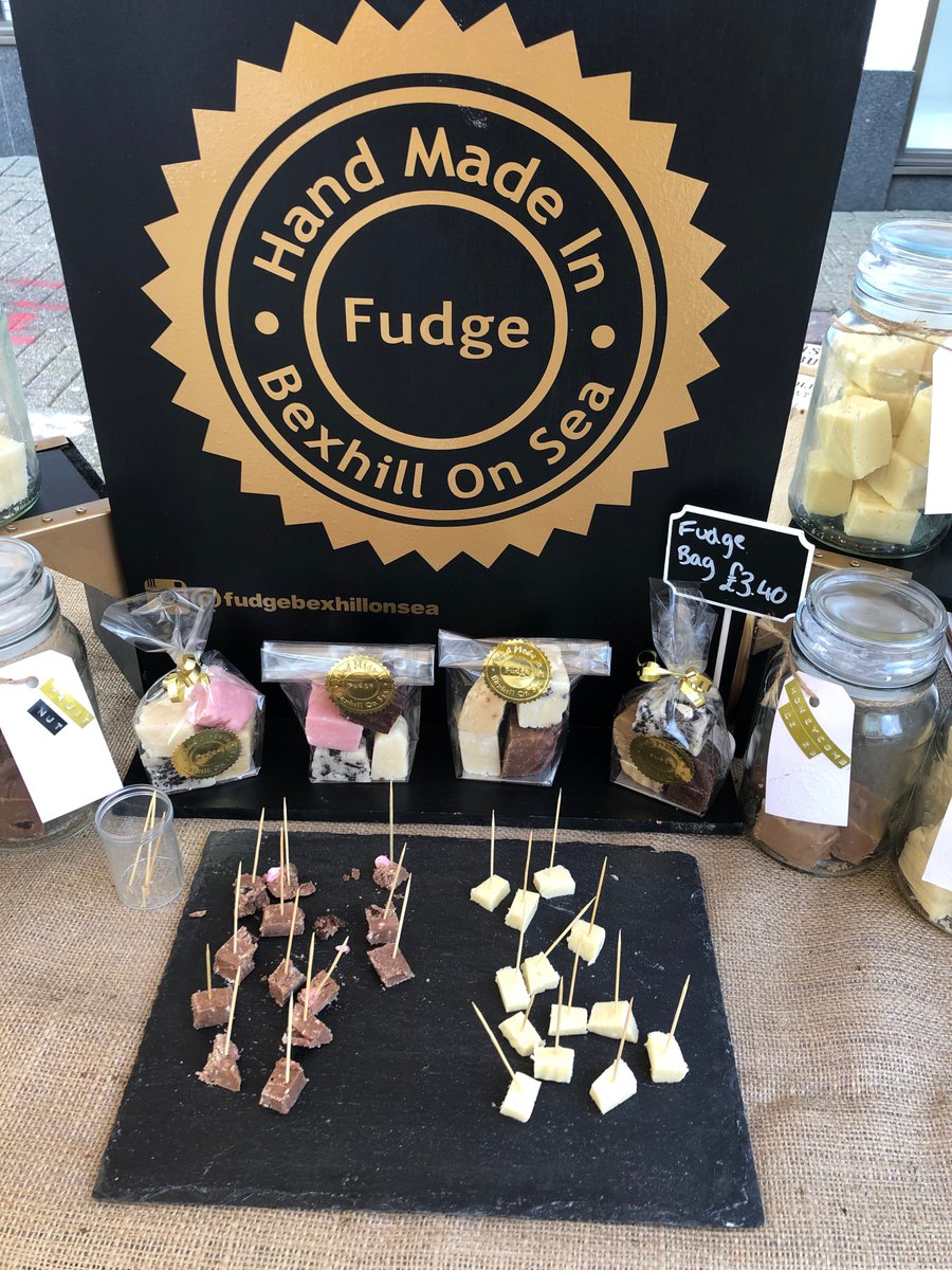 EBBoroughMarket's tweet photo. Fancy a treat on Mother's day? Then look no further than the market this afternoon as we have the fantastic Libby with us selling her delicious hand made fudge! Come down before 3pm before it's all gone 😋😋 https://t.co/fFhdOoMCTW