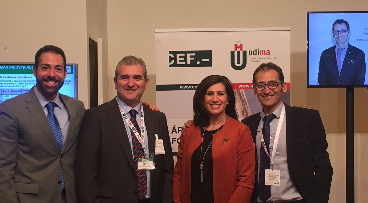 ricardodiazmar3's tweet photo. En IFEMA, con las autoridades académicas de @Udima; @cburgosg1 rectora,@DavidUDIMA vicerrector de investigación y @FDaviddelaPena decano escuela de ciencias e ingeniería, presentando ecomateriales nanoparticulados miméticos a los usos de la madera #todosxlaciencia https://t.co/leEwZtALKP