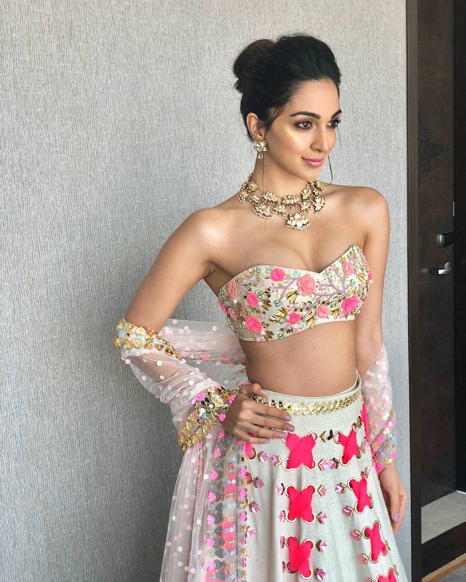 Actress Pics Daily tweet media