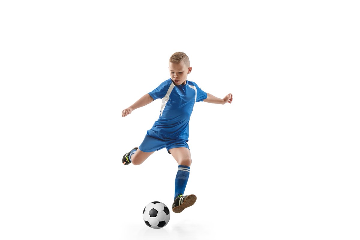 ActiveLivesEd's tweet photo. Book now for our Football Holiday Camps in Easter!! Send us a message for further info... https://t.co/pwFc0pyyTJ