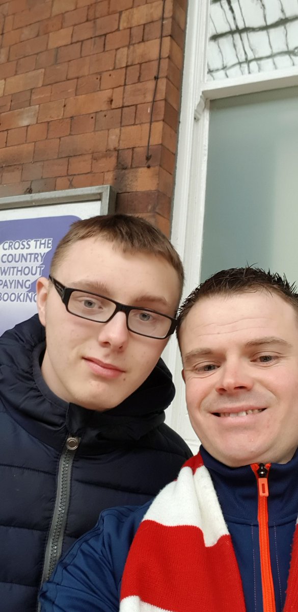 airey87's tweet photo. Here we go @officialairey @lounorm09 @clanorm_clare @ALS_Fanzine
@RokerReport darlo 🚂🚂🚂🚂
@SunderlandAFC do us proud 👊👊👊👊🔴⚪🔴⚪🏟 #WontBeHomeForTea #safc #HawayTheLads https://t.co/OTguKCEjOS