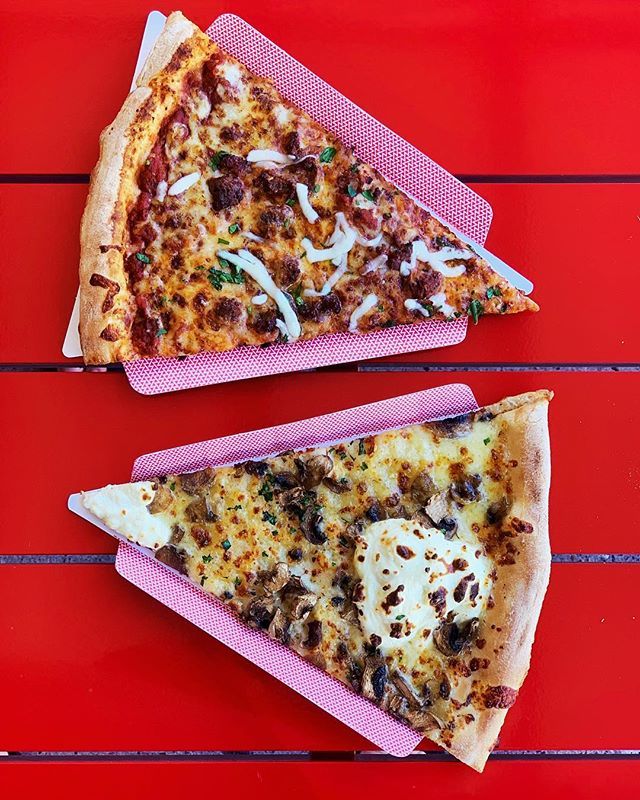 teafortammi's tweet photo. • date • had a mini date today with the hubs in Newtown! Collected my glasses, and got my slice of 22” pie from @epic.pizza ! The meatball pizza is amazing with rich tomato and cheese, but if you’re a seafood lover, the Jon Bon Chovy hits all the right buttons! 🍕🍕🍕 have … https://t.co/KFX4IUVLmA