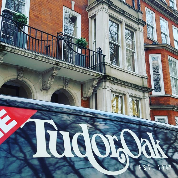TudorOak's tweet photo. A successful delivery of 8 #handmade #oak chairs to #London in time for #mothersday https://t.co/QFy0j5RXw6