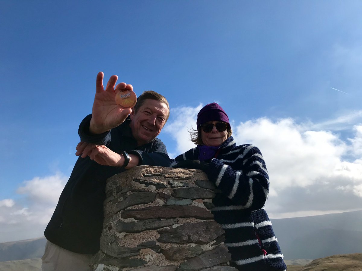 KBCwainwrightchallenge tweet media