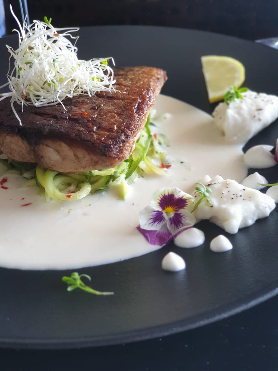 purpleraynbgh's tweet photo. #SundayDinner can be easy as just making your booking with us instead of cooking yourself. Come enjoy a varied menu that will tickle your tastebuds &amp; sate your hunger.

Visit our website for more about us at https://t.co/WtWAu4r2xV

#experiencepurplerayn #Constantia1685 https://t.co/k4fCT0JNS9