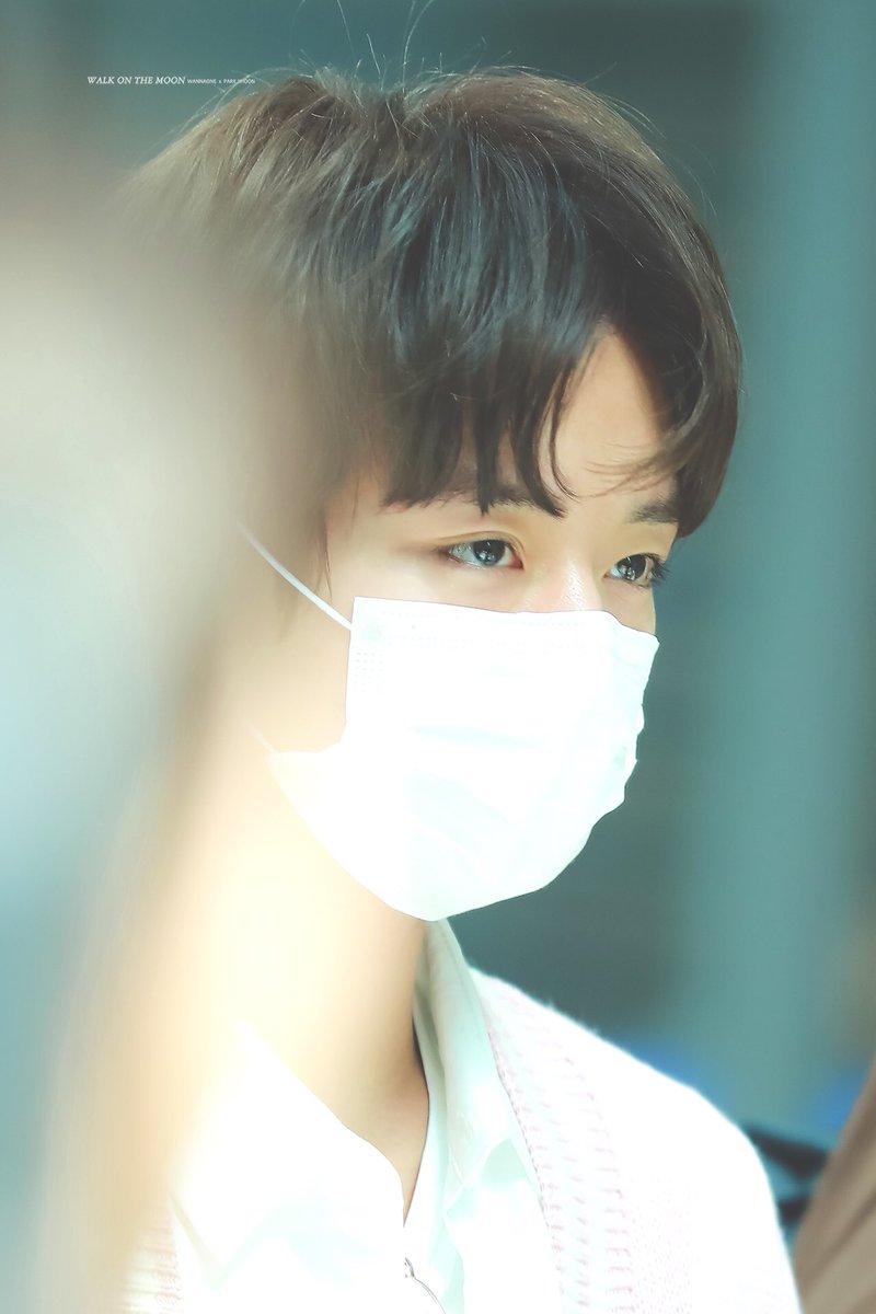 190329
::

🥨
#박지훈 #PARKJIHOON #지훈