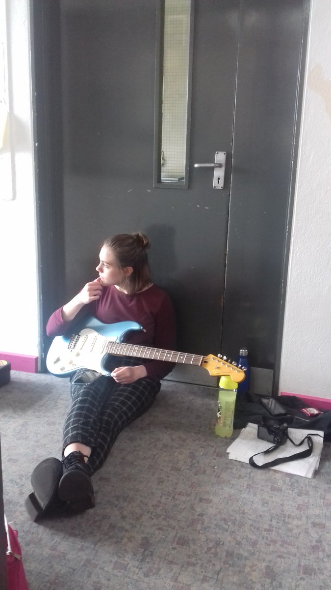 TSTPENZANCE's tweet photo. Working on something new during a break in recording at @QubeRecords #originalmusic #TSTP https://t.co/QCl2SaFOA7