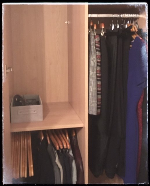 Minimallol's tweet photo. Seasonal capsule wardrobe https://t.co/GBt9jl6ZDl https://t.co/sEhnKzXZ2t