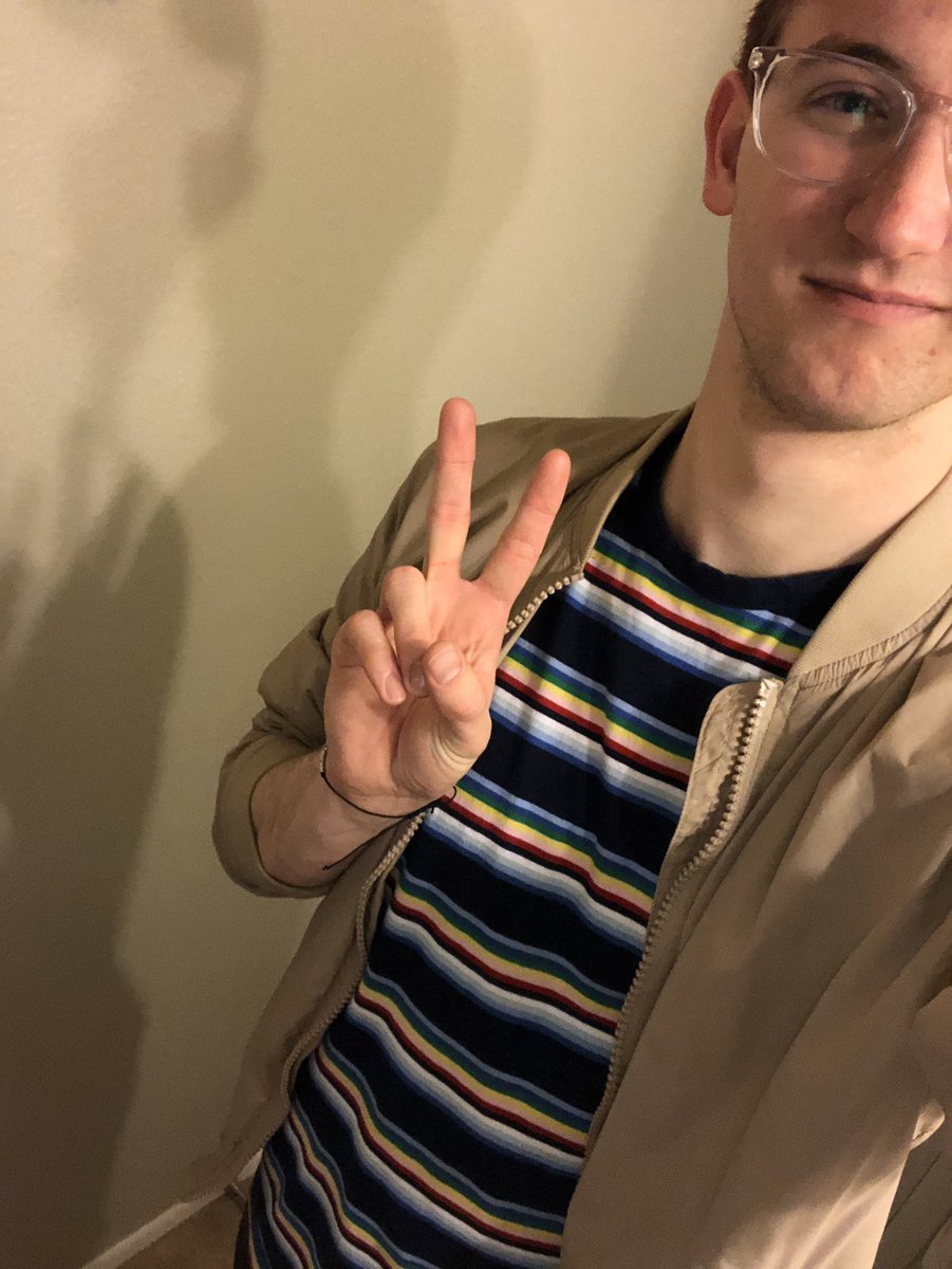 zackapepe's tweet image. How can I look this cute and still not attract the guys I wanna attract 😂😜 #tellmeimpretty