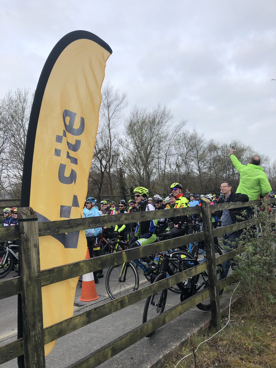 4siteHQ's tweet image. Some legends @SoniaOSullivan3 and @SeanKellyCC were out and about at the @SRACcycle yesterday. And what an amazing day it was!