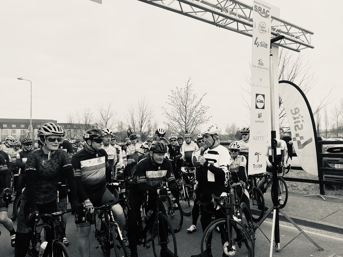 4siteHQ's tweet image. Some legends @SoniaOSullivan3 and @SeanKellyCC were out and about at the @SRACcycle yesterday. And what an amazing day it was!