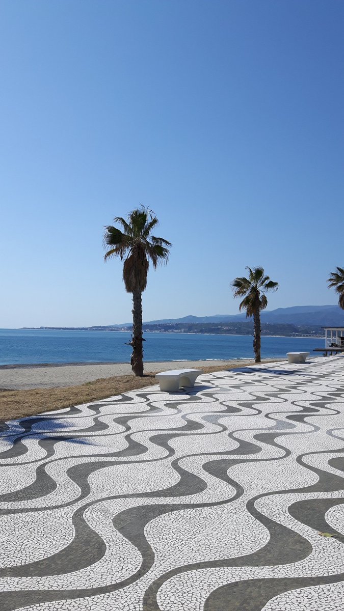 AS3691's tweet photo. Quanto mi sei mancato! #ilmiomare ⛵🐚🐙 #cosedicasamia #calabriadaamare #buonadomenicaatutti 😎🌞 #ettelefocasa https://t.co/2wG52G9GyA