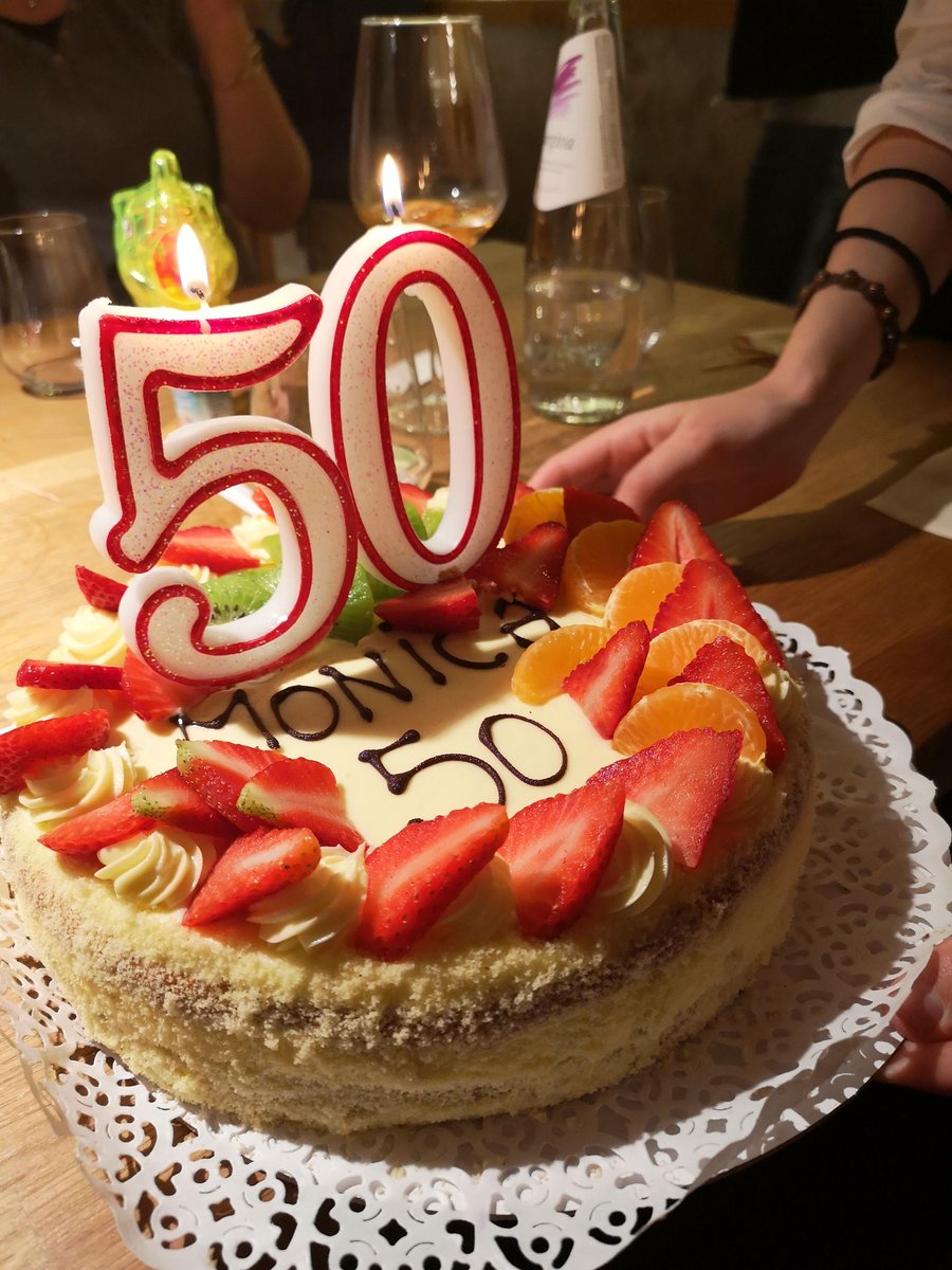 monicacesarato's tweet photo. Buongiorno.....another sunny day in #Venice....great party last night for my 50s.....but I am celebrating everyday anyway #365daysof50 https://t.co/GhgI9LPBq5
