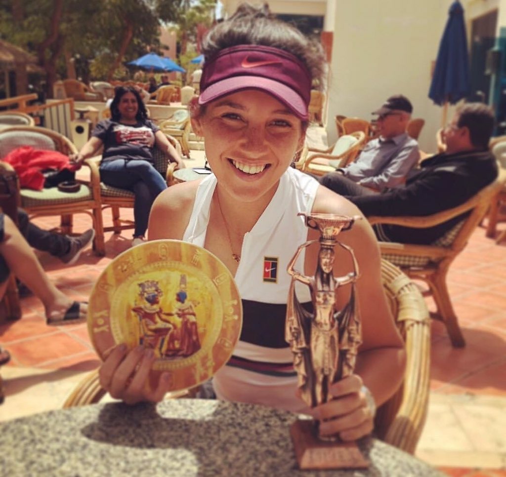 TurkTenisi's tweet photo. İpek Soylu ve kupaları. 🥇🏆🎾
Tebrikler. @soyluofficial https://t.co/Q4p348HDfo
