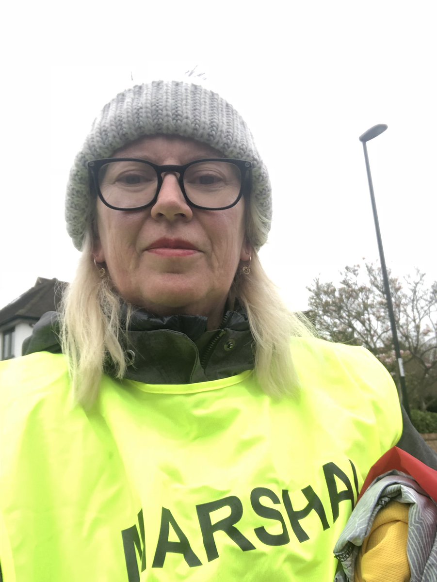 turtlestag's tweet image. Not able to run today so first time of marshalling for me , loved it. #CroydonHalfMarathon #Mothersday2019