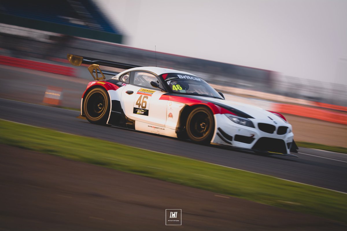 Inkedhandimages's tweet photo. "Golden hour" with an absolute terrorist of a GT car... - Ben https://t.co/YoZqaXjkYq