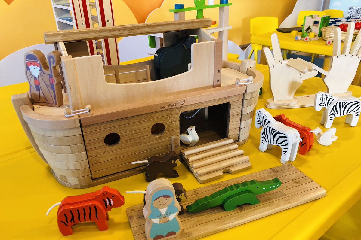 suncropbc's tweet photo. It’s a great pleasure to be invited to the 2019 strategic agreement signing ceremony &amp; the press conference of #啵啵馬 #HappyPony (early childhood education centre) in #Shanghai. @Guidecraft https://t.co/M8Pfn3K6Lv