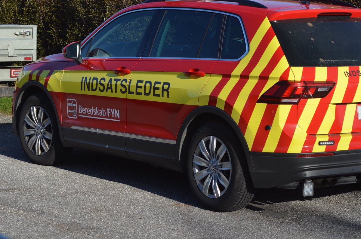 pressefotosdk's tweet photo. Skorstensbrand i Aarup søndag morgen. 
#skorstensbrand #brand #aarup #fyn #nyheder https://t.co/qsEBY3V1B5