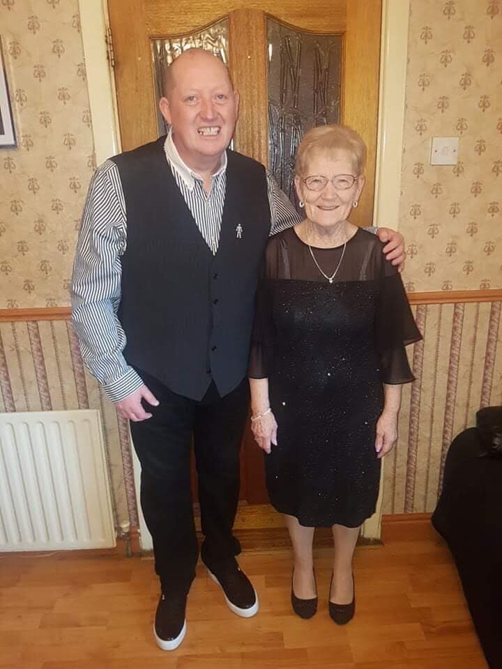 stevekehoe66's tweet photo. Happy Mother’s Day to all the mammy’s out there but especially to my own mother olive,she’s my rock and I’d be lost without her 😘,hope use all have a lovely day and get spoilt rotten 🎁💐#youonlyhaveone https://t.co/icqLUyO2AA