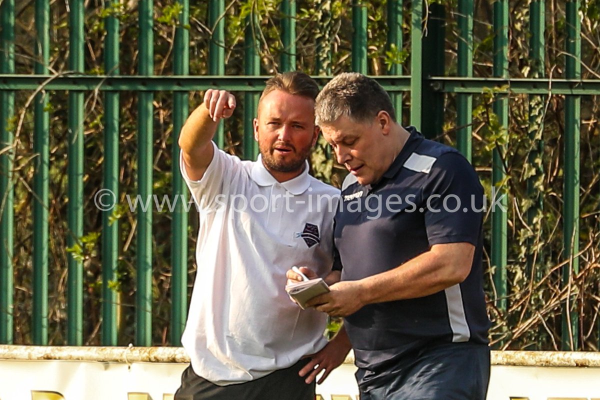 MarkLongphoto's tweet photo. @WGCFC pics; all here
 https://t.co/bTv9IYawoW 
 
@bennyboy009  @DeanBarker06 @WGCFCfans @WGCFCMRF @NonLeagueCrowd @TheGameMag1 @thecoldend  @SouthernLeague1 @BeautifulGame15 @thecoldend @cpattison8 @Eoin16 @Keenleyside @jaybernardrolfe @SteveRolfe5 @jackmacey @Kempston_Rovers https://t.co/SCVrAtfO7Z