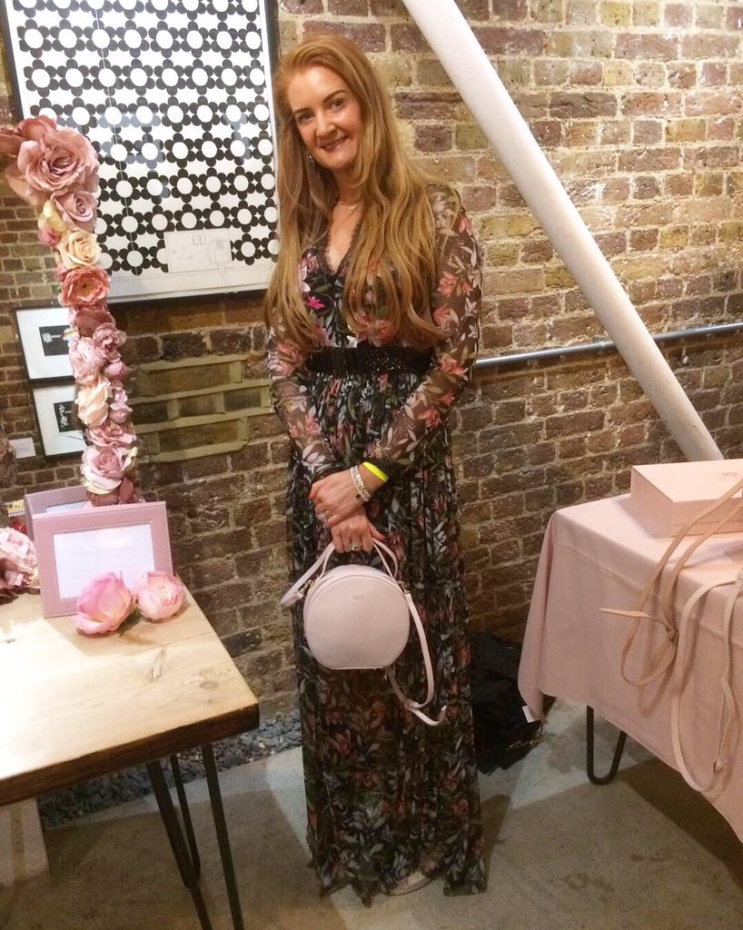 tearoselondon's tweet photo. Our Founder Gemma loved meeting the fabulous bloggers at @Scarlett_London #BlogConLDN Bloggers Event yesterday 💖🌸 @ScarlettLEvents #tearoselondon #bloggersevent #blogger #fblogger #blog #fashion #fashionaccessories #personalisedaccessories https://t.co/bl80TUWSHd
