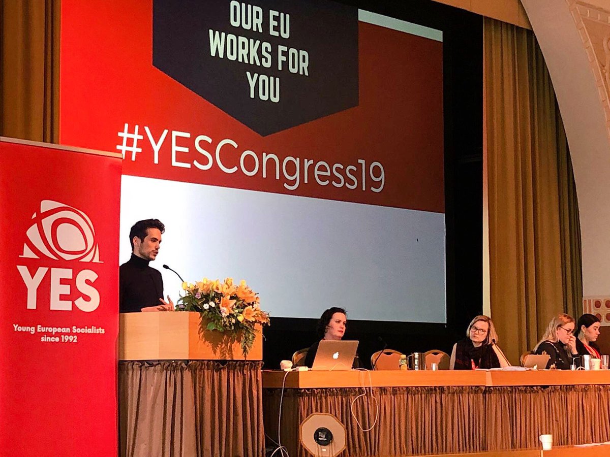 🔝 Per primera vegada la <a href="/YESocialists/">Young European Socialists</a> tindrà un Vicepresident de la <a href="/jsccatalunya/">JSC /❤️</a>! Moltes felicitats i encerts pel nostre company <a href="/enriclopezj/">Enric López Jurado/♥️🇪🇺</a>! Renovem el nostre compromís amb el projecte socialista europeu en el #14thYESCongress🌹🇪🇺
