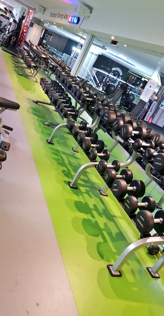 RuthyMcD's tweet photo. Getting it done this morning. Fuelled by @KBHNutrition. Review to follow soon on my Instagram.
#irishfitfam #gymlife #lsnreview #BelieveCommitAchieve https://t.co/PNHVJEqGkn