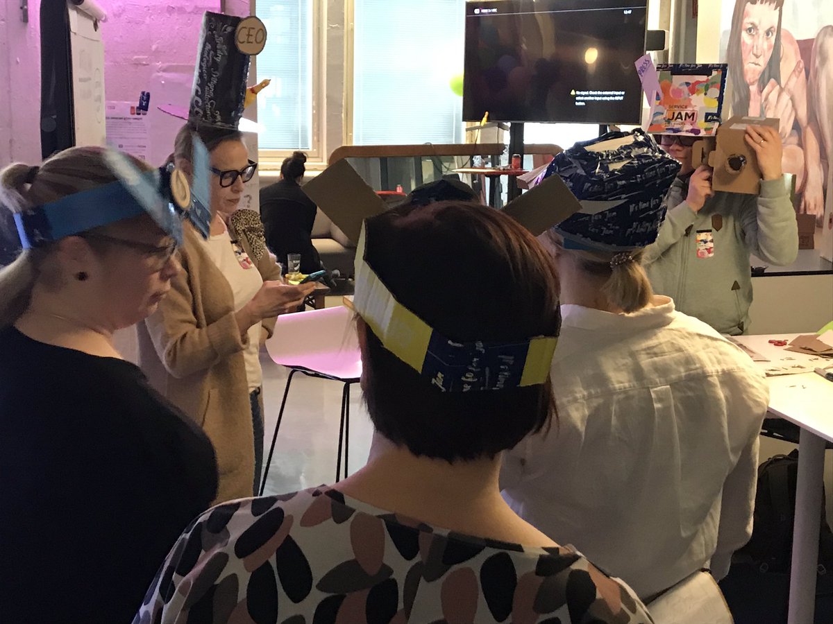 Teams are defining their pitches. #gsjam #GSjamHelsinki #jammin #design <a href="/hasanpartners/">hasanpartners</a>