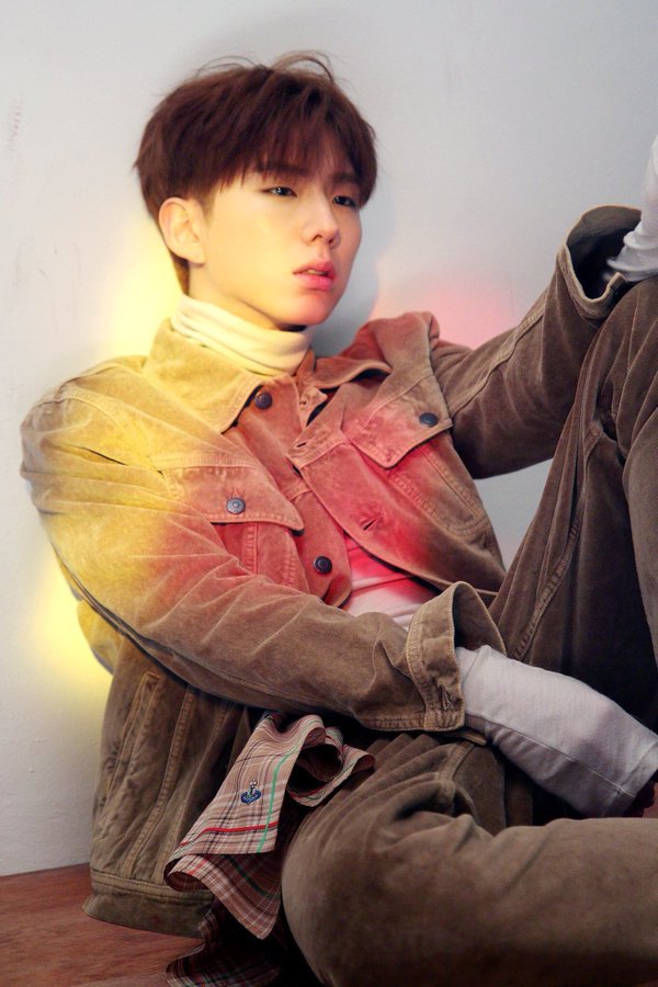 Wari ay pailaw. Hello sayo