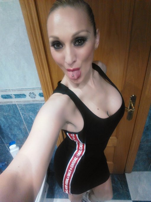 Buenos d&iacute;as d&iacute;as de paseo https://t.co/k74eU8kfBZ<a href="/tag/anderson"class="tags"><span>#anderson</span></a><a href="/tag/luck_tattoo_madrid"class="tags"><span>#luck_tattoo_madrid</span></a><a href="/tag/smisosenlasomb"class="tags"><span>#smisosenlasomb</span></a>