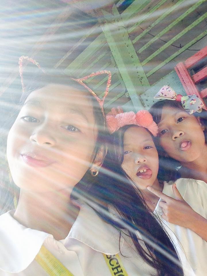 QuilizaAngie's tweet photo. sun kissed https://t.co/4Z95JYXUrC