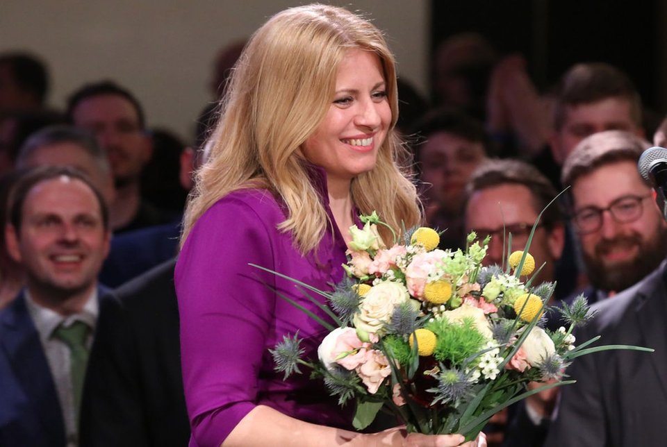 Generally, I do not comment politics, but today I'm very happy that Slovakia has a new #lady #president Zuzana Čaputová. First woman and the youngest #president in the history of # Slovakia. Go, #ZuzanaCaputova !