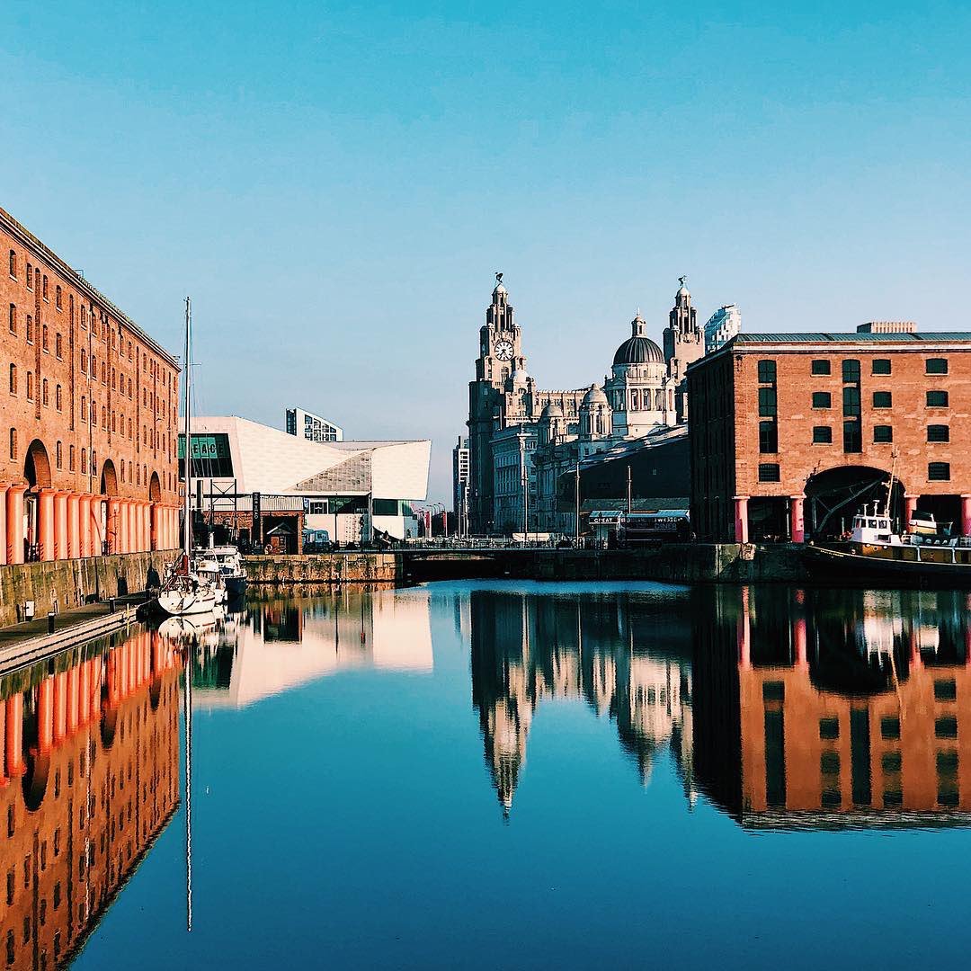 WHAT A DAY ☀️

Go grab your shades 😎 boys and girls and head down to the water front. Soak it all in!