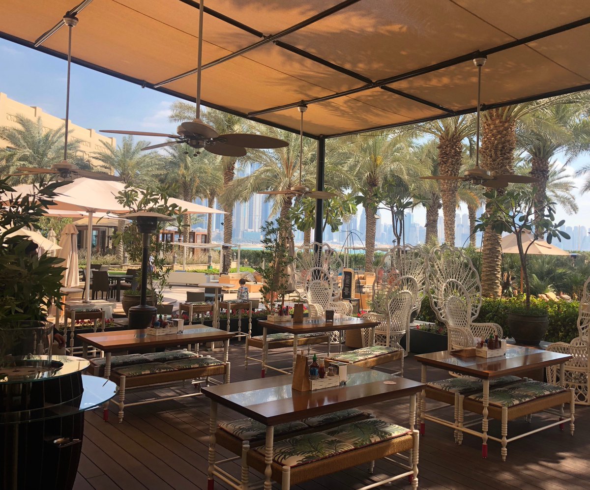 TheCeilingFanCo's tweet photo. A few weeks ago we installed 8 pieces of our Hunter Outdoor Elements II at BlowFish, @FairmontThePalm here in #Dubai,#UAE ready for the warmer weather. #CeilingFans https://t.co/CNAlj4NKDW