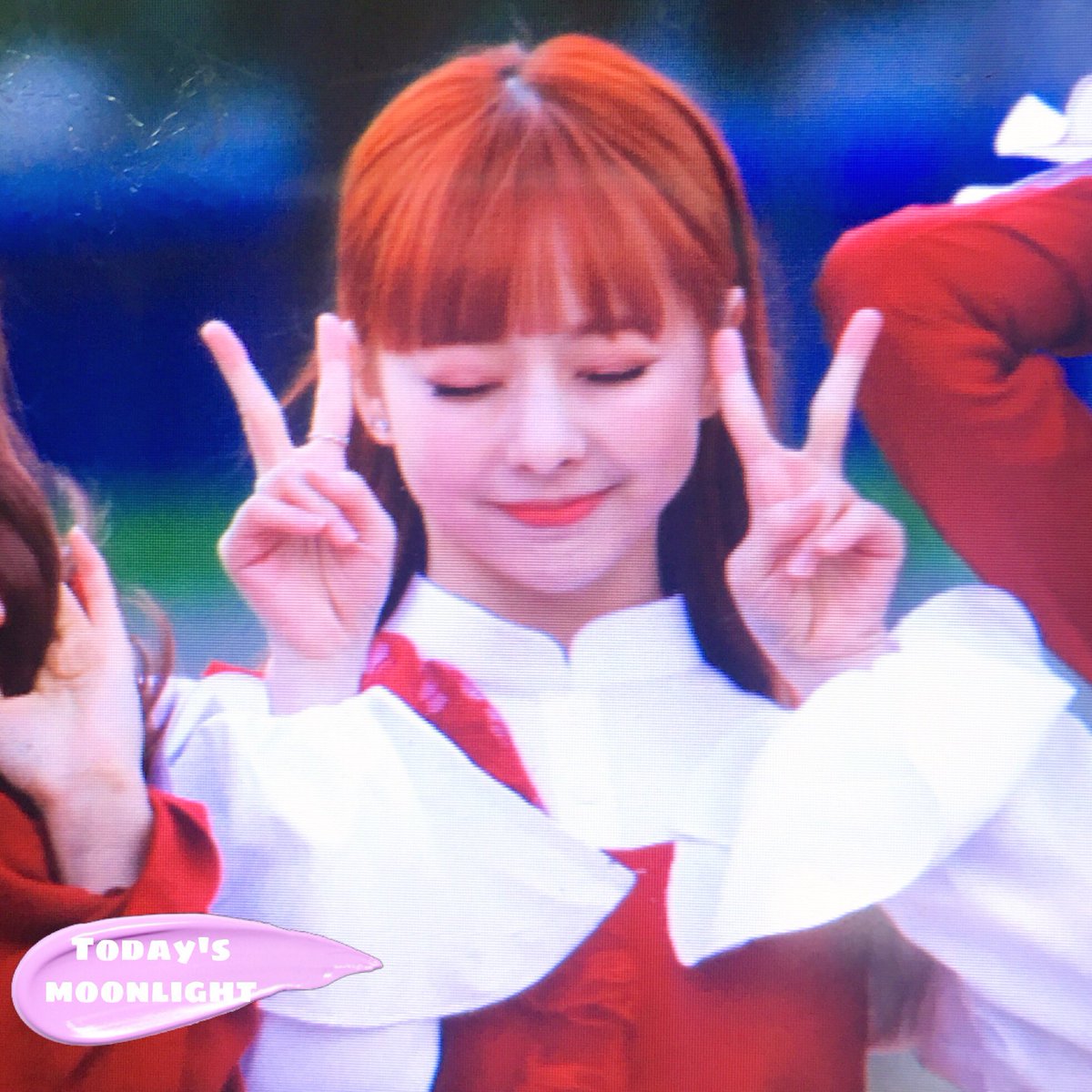Todaysmoonlight's tweet photo. 190331 미니팬미팅 이달의소녀 비비 preview

🍑

#이달의소녀 #LOONA #비비 #vivi https://t.co/jsSLQwMcj3