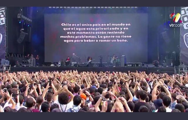 rmunda's tweet photo. En el Lollapalooza, uf, gracias, todo ha valido la pena, hemos depositado una semilla que brota con fuerza irrefrenable....@modatima_cl @LatorreJI @rvfradiopopular @uchileradio https://t.co/qUNSy78Oby