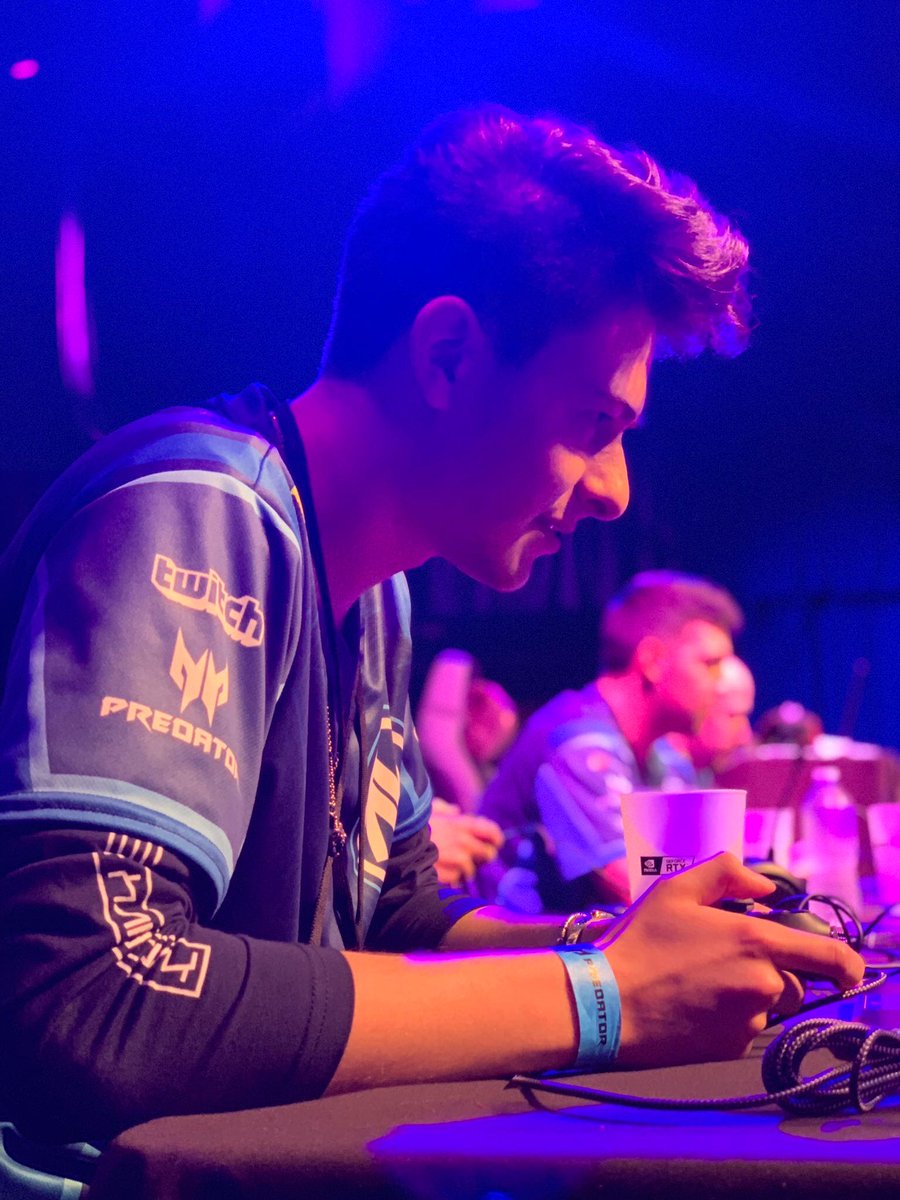 Predator_USA's tweet image. Check that logo on @Envy_Nifty&apos;s jersey. 👀💪

#PredatorPAX | #EnvyXPredator
